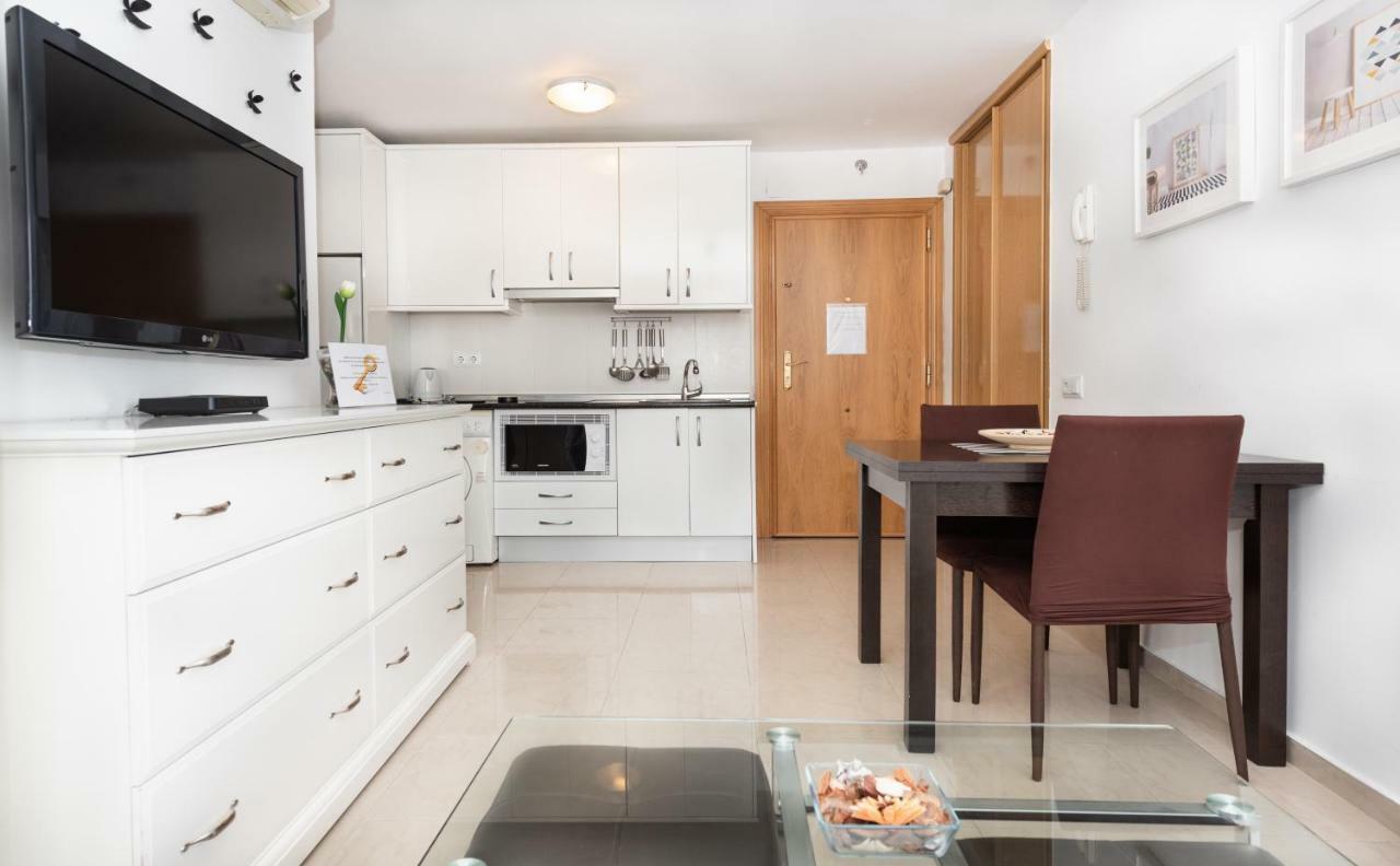 Wonderful Malagueta Pompidou Apartment Malaga Bagian luar foto