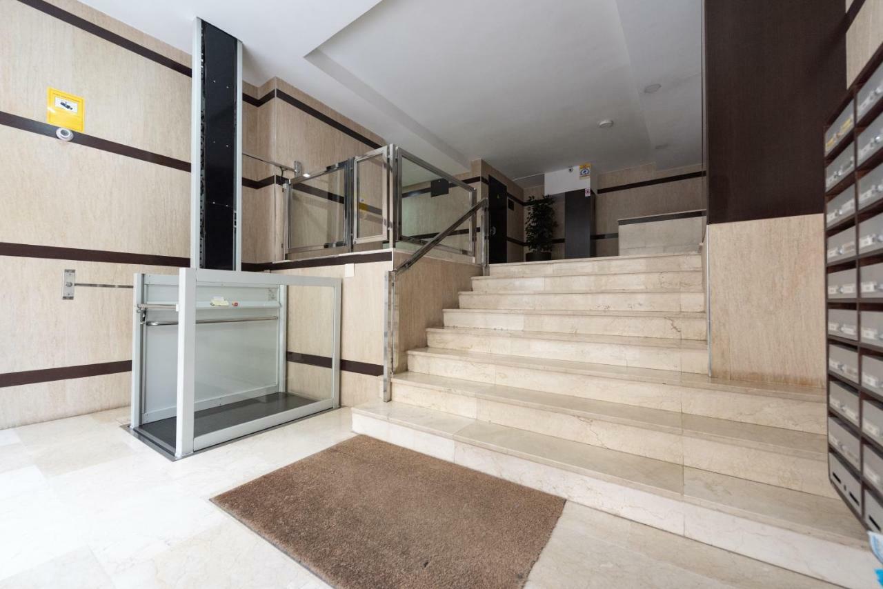Wonderful Malagueta Pompidou Apartment Malaga Bagian luar foto